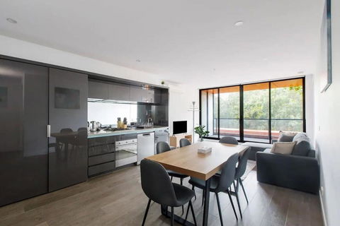 A 3BR Apt Next To Melbourne Zoo FREE Parking - QLD Tourism 0