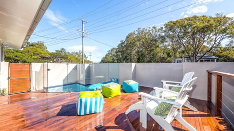 A Beachside Beauty With Pool - QLD Tourism 0