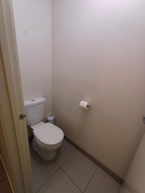 A Beautiful And Spacious Home - QLD Tourism 1