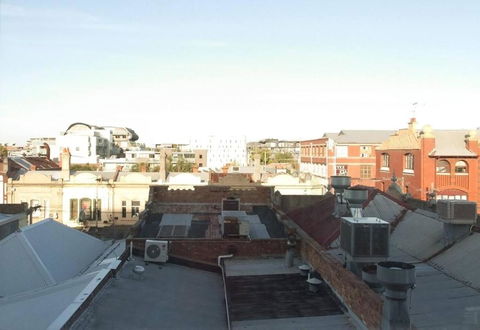 A Boutique Hideaway In The Heart Of Fitzroy - QLD Tourism 4