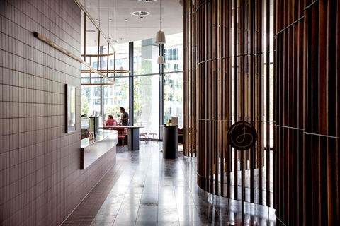 A By Adina Canberra - Queensland Tourism 4