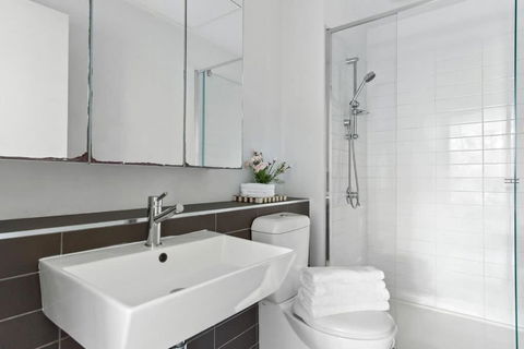 A Central Apt Right Next To Southern Cross - QLD Tourism 4