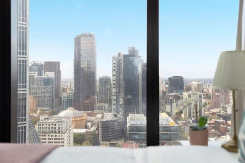 A Chic 2BR Apt Near Melbourne CBD W FREE Parking - QLD Tourism 1