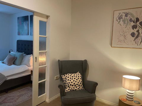 A City Oasis - Full Apartment With Balcony - QLD Tourism 2