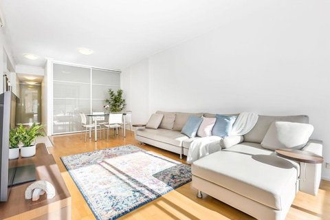 A Comfy Studio Next To Darling Harbour City Views - Queensland Tourism 4