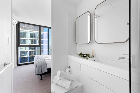 A Cozy & Comfy 2BR Apt Up In The Clouds Near CBD - Queensland Tourism 2