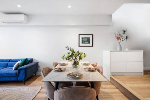 A Luxury 3 Bedrooms Hideaway - Queensland Tourism 2