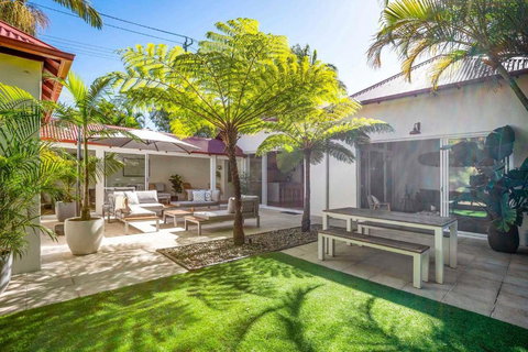 A Perfect Stay - Jasmine House - Queensland Tourism 2