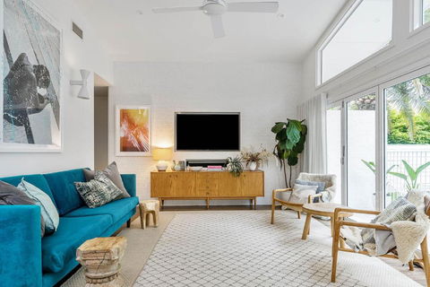 A Perfect Stay - The Chalet - Queensland Tourism 2