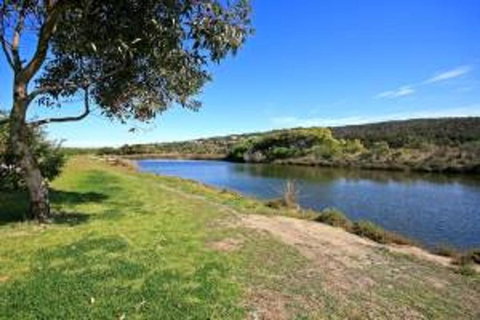 A River Bed - Queensland Tourism 4