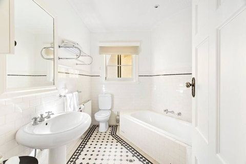 A Very Georgian Stay - Queensland Tourism 3