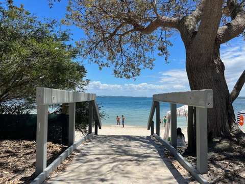 A Yachtsmans Rest Unit 3 37 Victoria Parade - Queensland Tourism 2