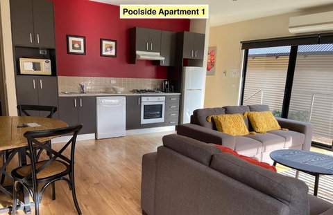 Adelphi Apartments 1 Or 1A - Queensland Tourism 2