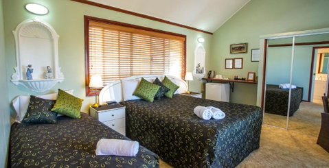 Ainslie Manor Bed And Breakfast - QLD Tourism 0