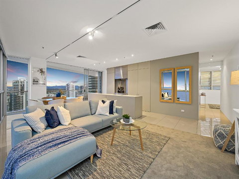 Air On Broadbeach - Queensland Tourism 3