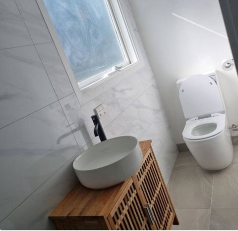 A Comfortable And Quiet 2bedroom House And A 1bedroom Bungalow - Queensland Tourism 0