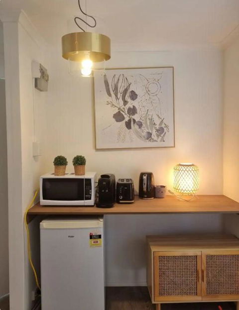 A Comfortable And Quiet 2bedroom House And A 1bedroom Bungalow - Queensland Tourism 3