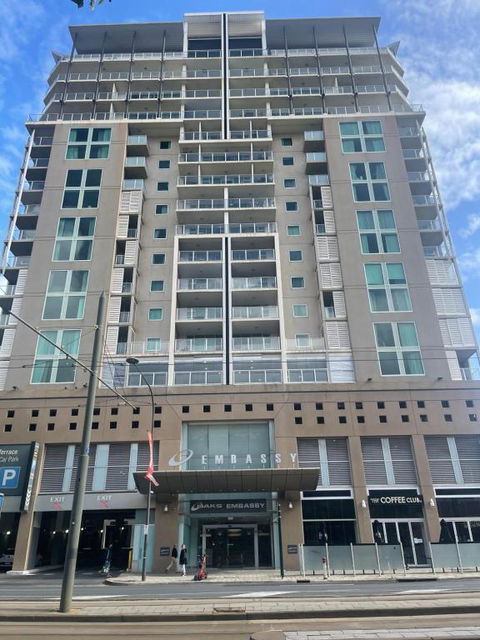 ANTEA Embassy Apartments 914 - Queensland Tourism 0