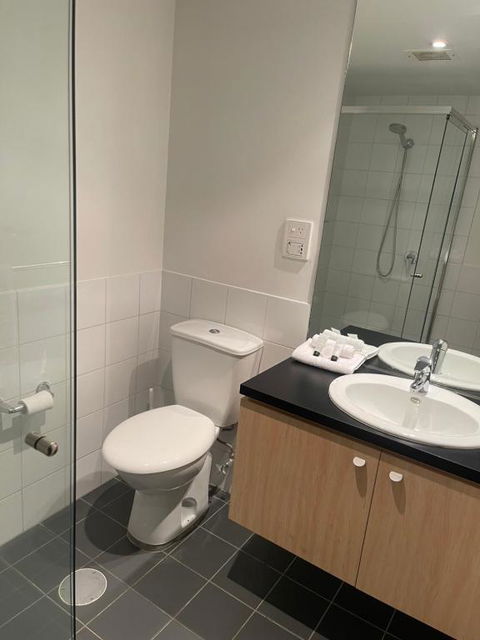 ANTEA Embassy Apartments 914 - Queensland Tourism 3