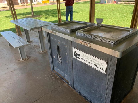 Airfield Tourist Park Temora - Queensland Tourism 4