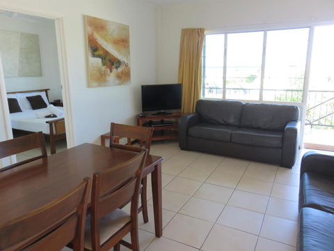 Airlie Beach Apartments - Queensland Tourism 3