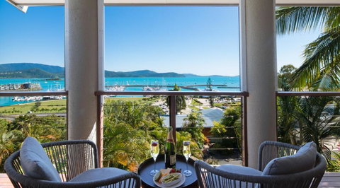 Airlie Sea-Clusion - Queensland Tourism 2