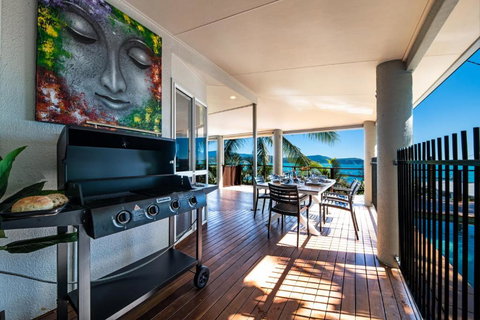 Airlie Sea-Clusion - Queensland Tourism 4