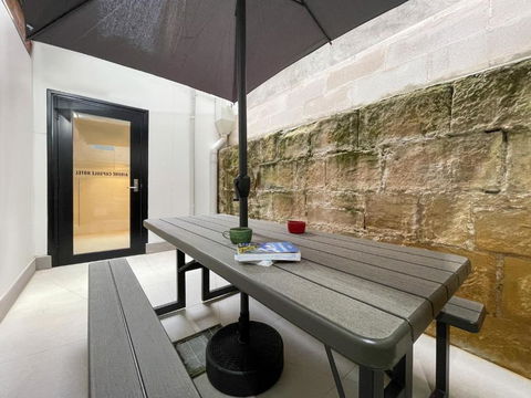 Airone Capsule Hotel - Queensland Tourism 2