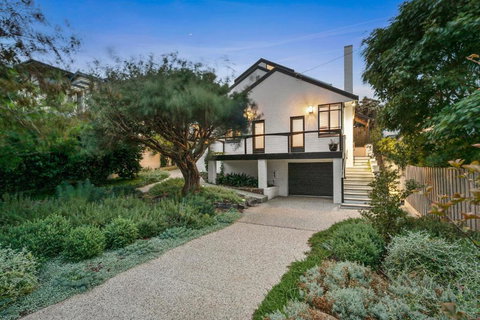 Albert - Queensland Tourism 0