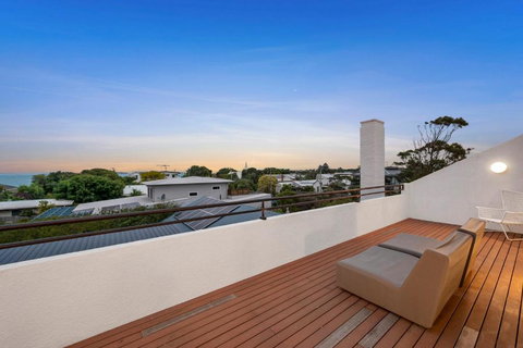 Albert - Queensland Tourism 1