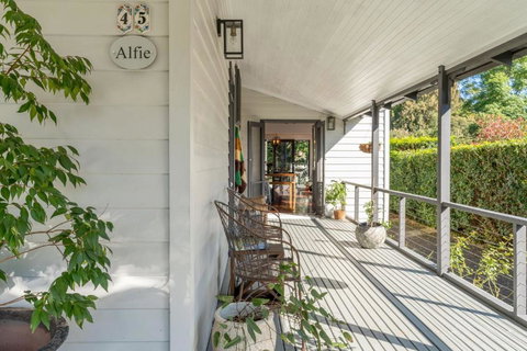 Alfie Your Stay Right In The Heart Of Berry - Queensland Tourism 0