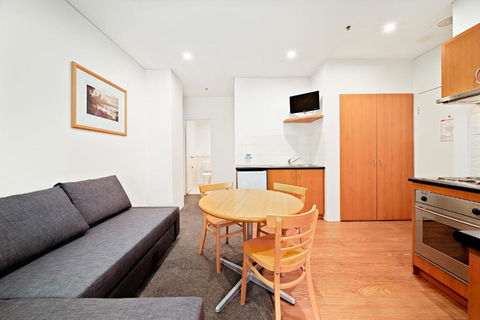 All Suites Perth - Queensland Tourism 3