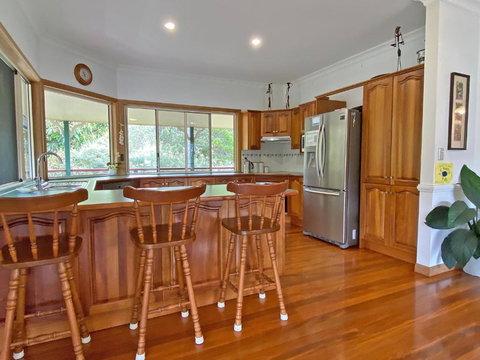 ALLA MARE - Queensland Tourism 4