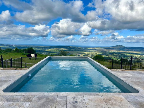 Allure - Rural Paradise - Queensland Tourism 0