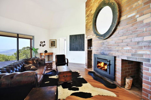 Allure - Rural Paradise - Queensland Tourism 2