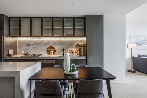 Aloft On Collins - Skyline Views From The 53rd Floor - Queensland Tourism 1