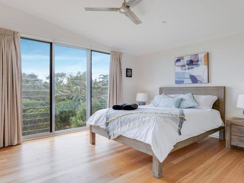 Aloha - Queensland Tourism 3