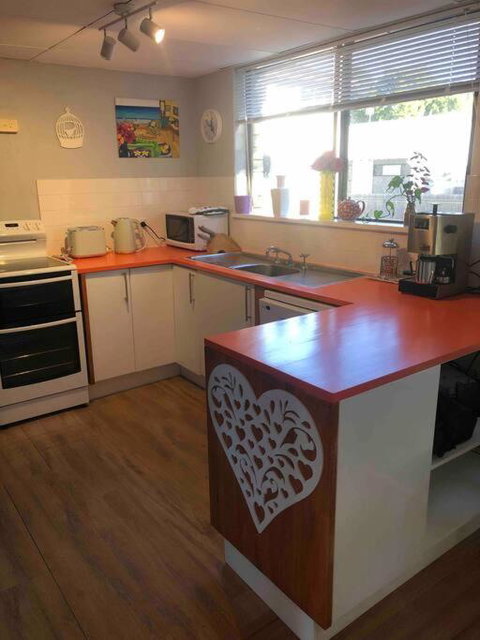 Aloha Iluka! - Queensland Tourism 4