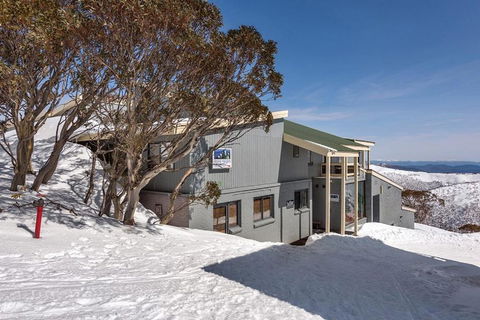 Alpine Heights 11B - Queensland Tourism 0