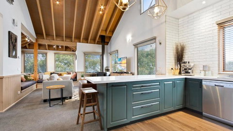 Altitude - Queensland Tourism 2