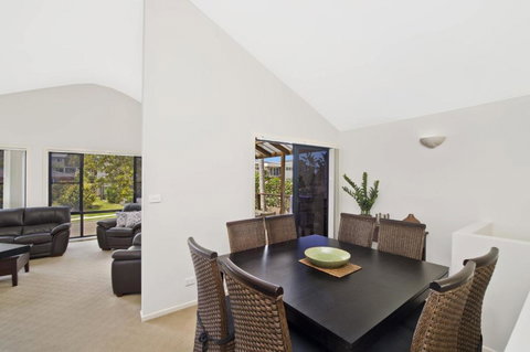 Amara 6 Wesley Avenue - Queensland Tourism 2