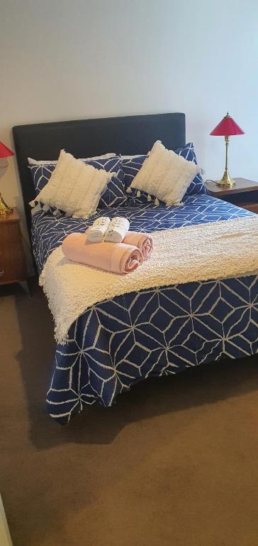 Alt 18 - Queensland Tourism 2