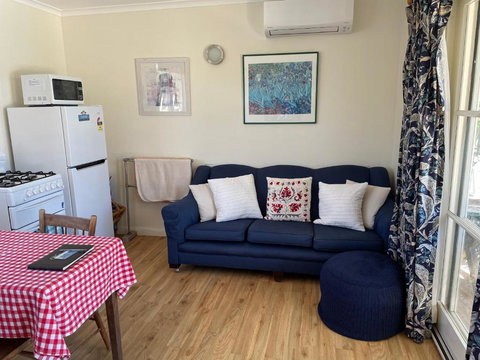 Amazing Views Pet Friendly Bed And Breakfast - Queensland Tourism 4
