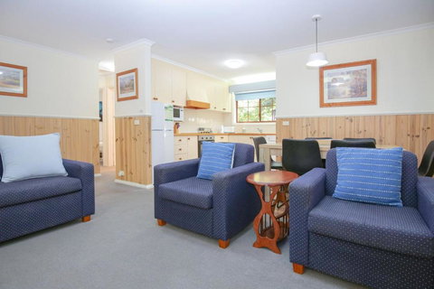 Amber Cottage - Queensland Tourism 1