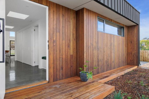 Amongst The Tea Trees - Queensland Tourism 2