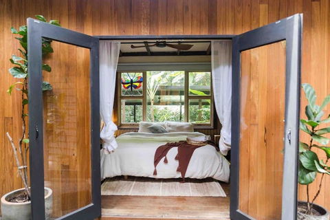 Ananda Eco House - Eco Rainforest Retreat - Queensland Tourism 3