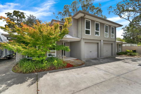 Annvilla - Two Bedroom Townhouse In Huskisson - Queensland Tourism 2