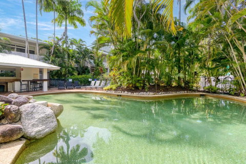 Apartment 4 At Palm Villas - Queensland Tourism 3