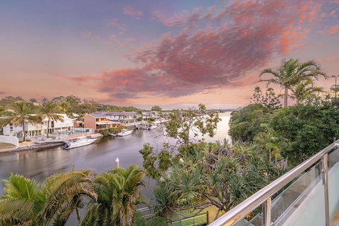 Apartments On Hastings - Queensland Tourism 2