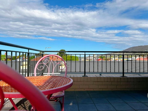 Apartment On Star Unit 1 - Queensland Tourism 1